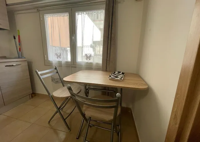 Blanda House דירה *
